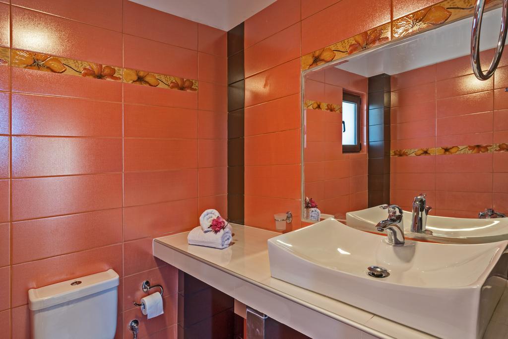 Villa Elysian South Crete Триопетра Экстерьер фото